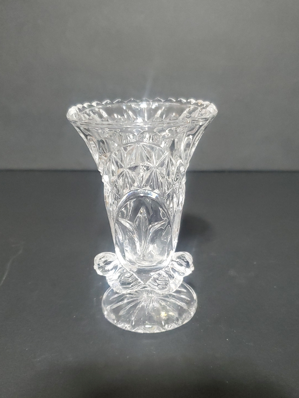 Vtg Hofbauer Byrdes Lead Crystal Mini Bud Vase